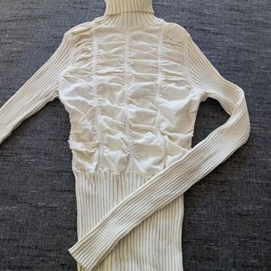 Bebe ruched ribbed turtleneck size medium